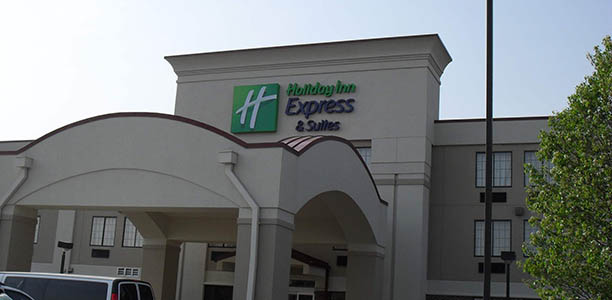 Holiday Inn Express Grove CIty